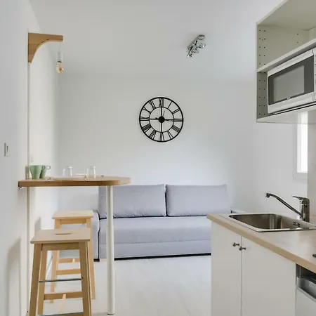 Hostnfly - Beautiful Bright Studio Near Saxe-gambetta *