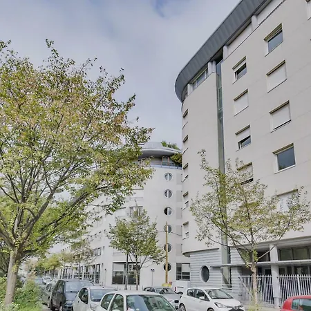 Hostnfly - Beautiful Bright Studio Near Saxe-gambetta