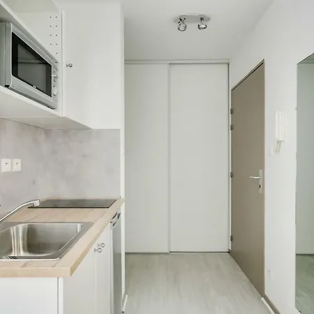 Hostnfly - Beautiful Bright Studio Near Saxe-gambetta